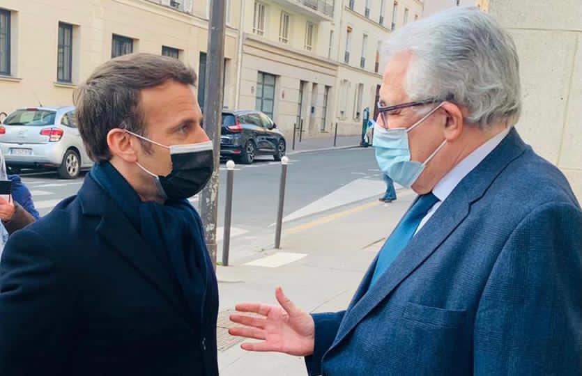 Macron visite mosquée